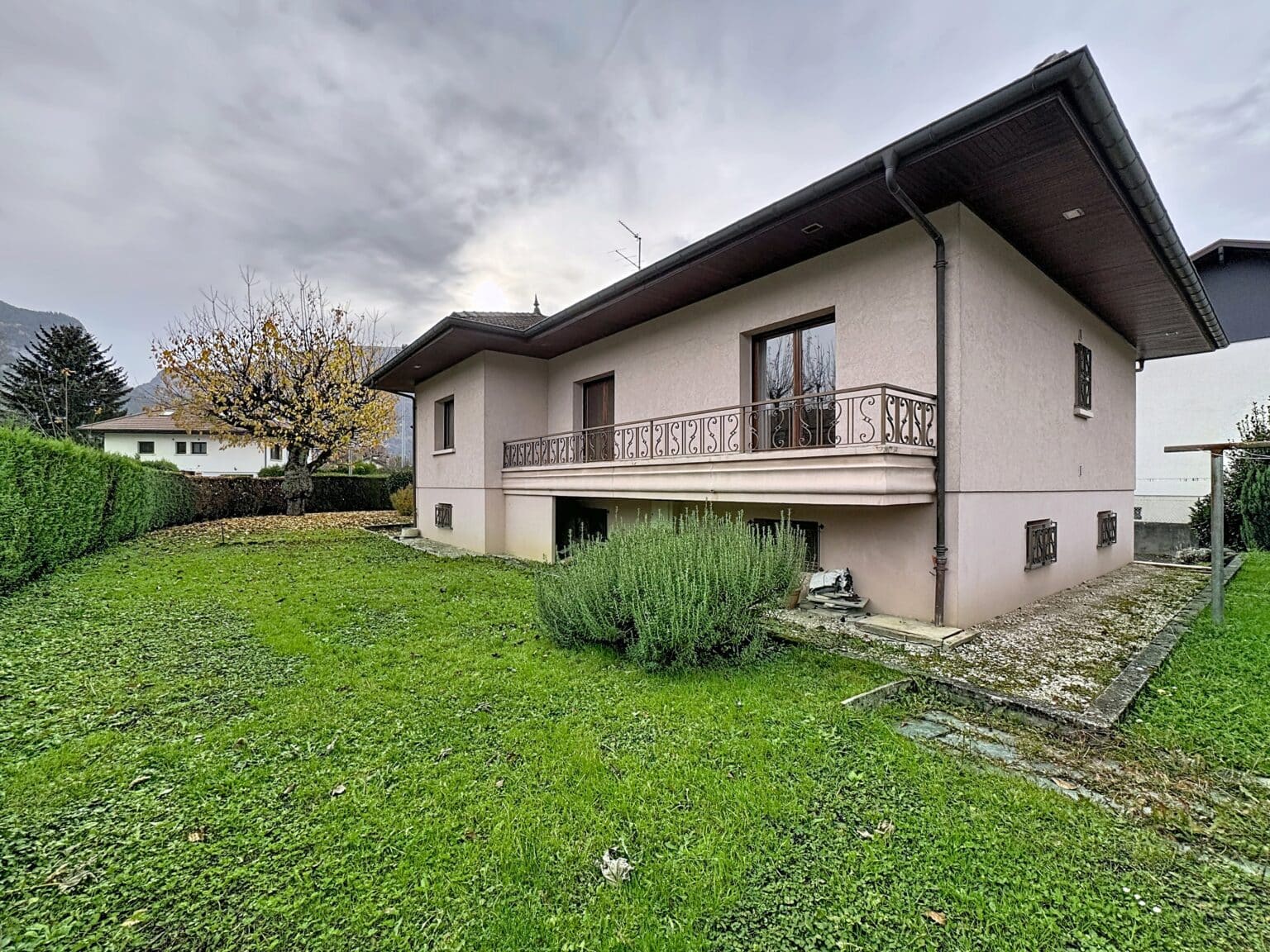 Maison 4 pièces - 104.23 m² - Cluses - Agence Faucigny Immobilier Saint Pierre en Faucigny - Alexandre Barril