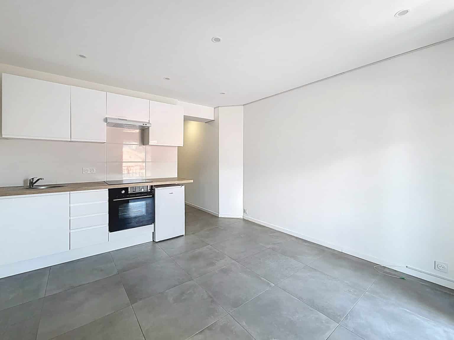 Appartement 2 pièces - 34 m² - La Roche-sur-Foron - Agence Faucigny Immobilier Saint Pierre en Faucigny - Alexandre Barril