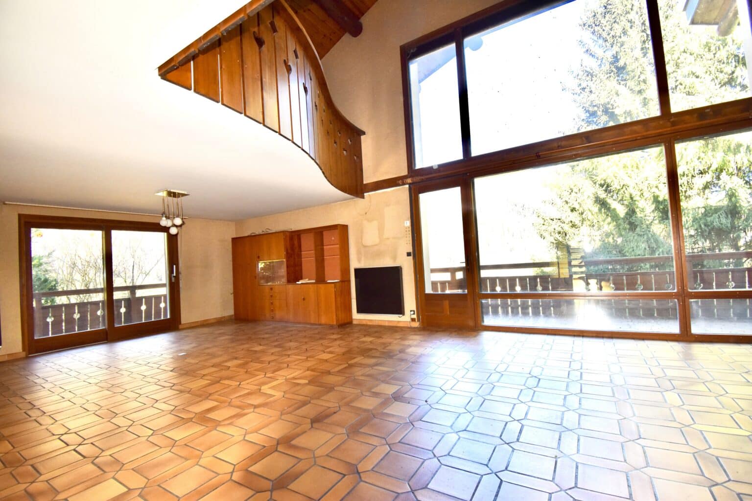 Maison 6 pièces - 241.71 m² - Glières-Val-de-Borne - Agence Faucigny Immobilier Saint Pierre en Faucigny - Alexandre Barril