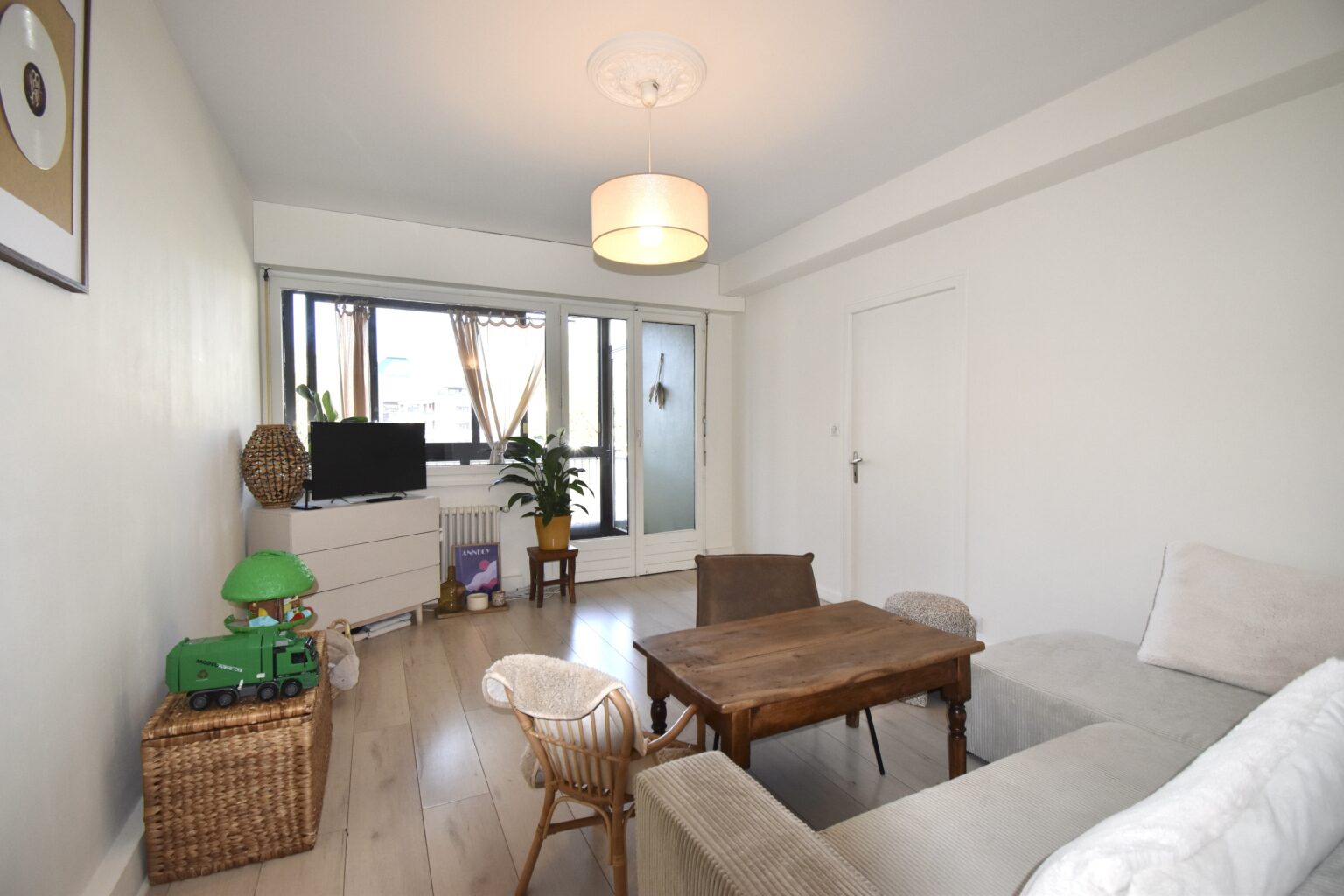 Appartement 2 pièces - 52.92 m² - La Roche-sur-Foron - Agence Faucigny Immobilier Saint Pierre en Faucigny - Alexandre Barril